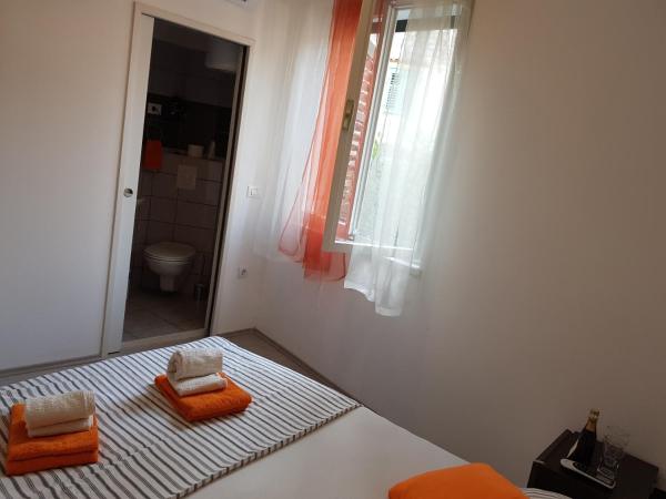 Micro Rooms : photo 7 de la chambre petite chambre double