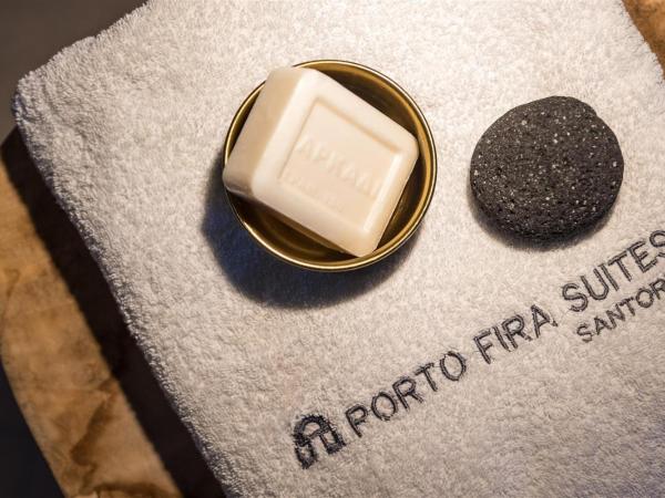 Porto Fira Suites : photo 9 de la chambre suite avec baignoire - vue sur caldeira