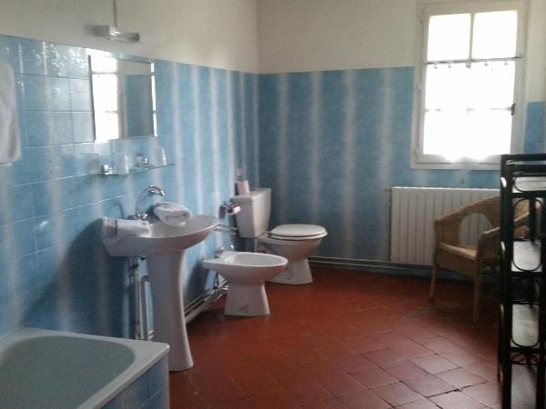 Le Mas d'Icard : photo 3 de la chambre chambre quadruple