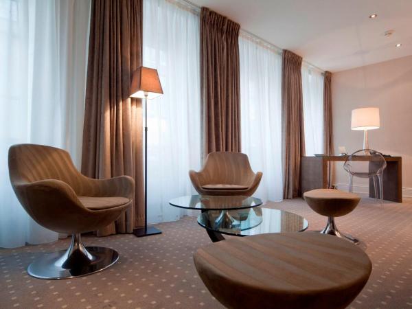 Hotel Le Place d'Armes - Relais & Châteaux : photo 7 de la chambre suite prestige 
