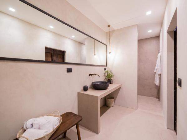 Casatorre dei Leoni Dimora Storica : photo 4 de la chambre suite lit queen-size