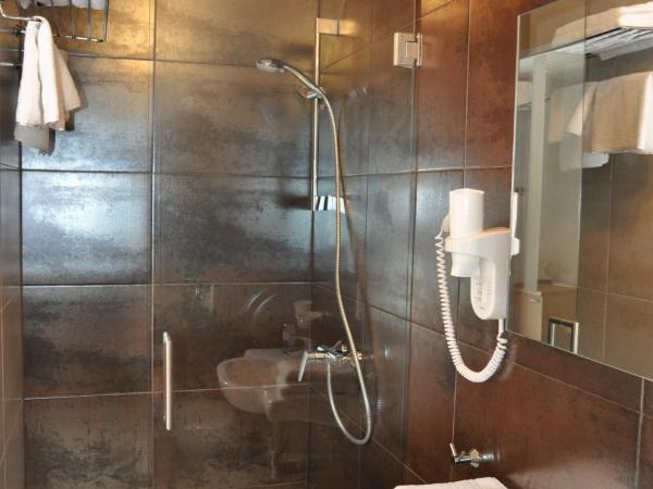 Villa Lučica Trogir : photo 10 de la chambre chambre double ou lits jumeaux avec terrasse