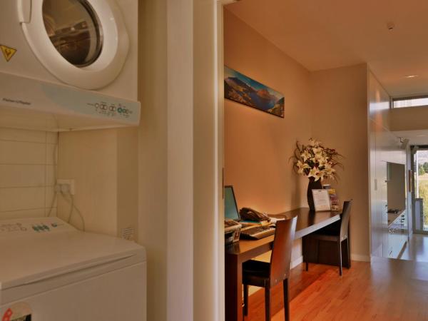 Swiss-Belsuites Pounamu Queenstown : photo 7 de la chambre super suite 2 chambres avec 2 salles de bains - vue sur le lac 