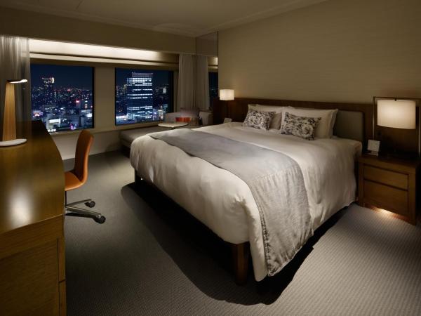 Keio Plaza Hotel Tokyo Premier Grand : photo 1 de la chambre grande chambre lit king-size supérieure premier - Étage club avec accès au salon club - non-fumeurs