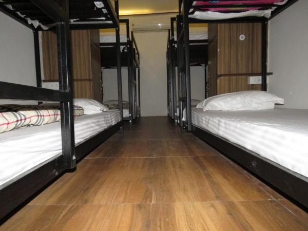 Comfort Stay Hostel : photo 4 de la chambre lit dans dortoir mixte de 8 lits 