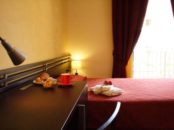 San Max Hotel : photo 6 de la chambre chambre double ou lits jumeaux
