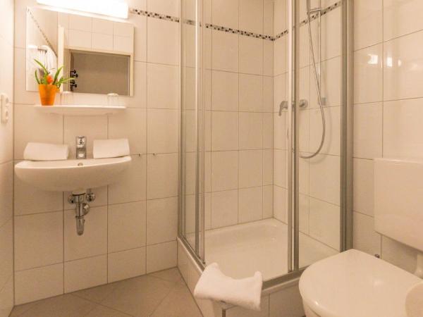 Hotel Fidelio : photo 6 de la chambre chambre simple