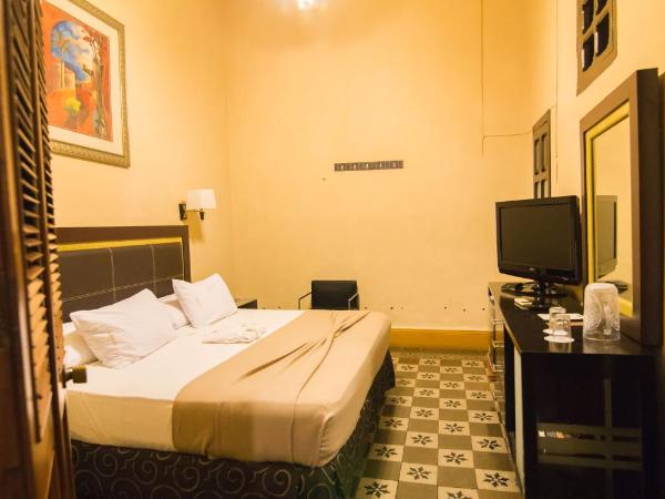 El Gran Hotel : photo 4 de la chambre chambre double lit king size