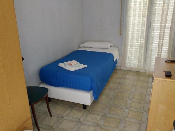 Hotel Biagini : photo 3 de la chambre chambre simple de luxe - vue sur mer