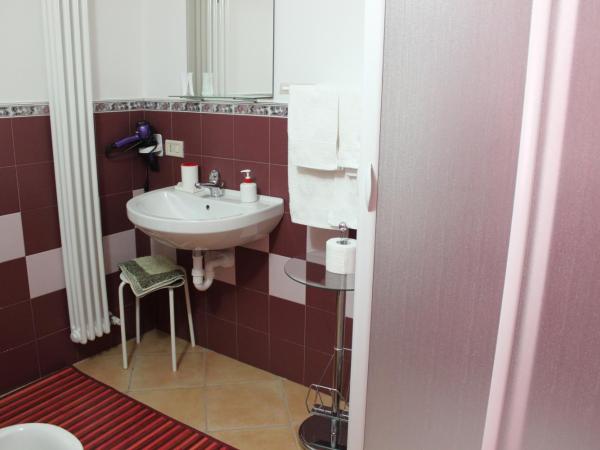 B&B Pizzo Cannicchio : photo 6 de la chambre chambre lit king-size deluxe