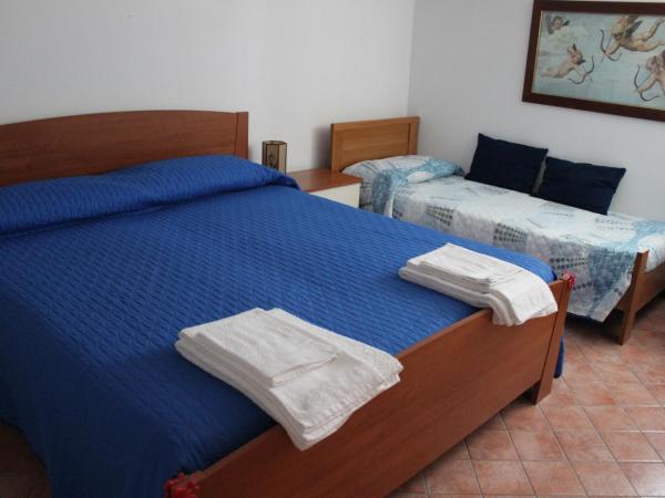 B&B Pizzo Cannicchio : photo 1 de la chambre chambre double