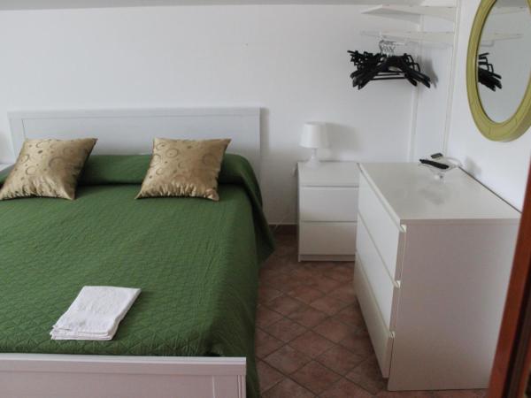 B&B Pizzo Cannicchio : photo 2 de la chambre chambre double Économique