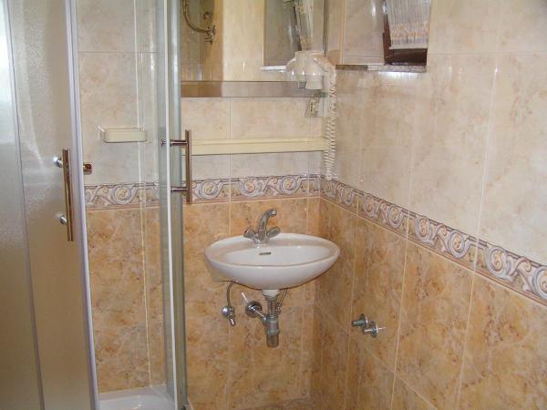 Guest House Lifestyle Holiday : photo 4 de la chambre chambre double avec terrasse