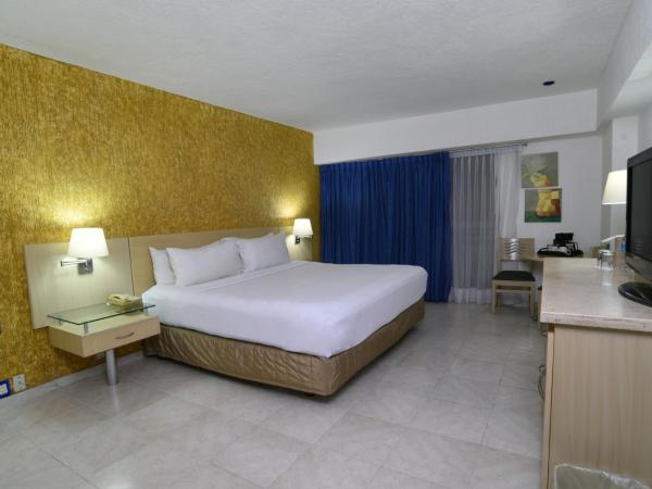 HS HOTSSON Hotel Acapulco : photo 7 de la chambre chambre lit king-size