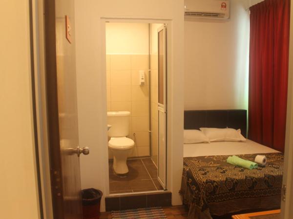Georgetown Heritage Motel : photo 5 de la chambre chambre double avec salle de bains privative
