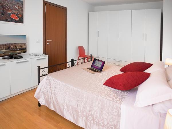 Verona Class ApartHotel 