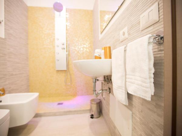 Preluna Central Palace : photo 3 de la chambre chambre simple deluxe avec balcon