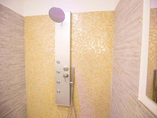 Preluna Central Palace : photo 4 de la chambre chambre simple deluxe avec balcon