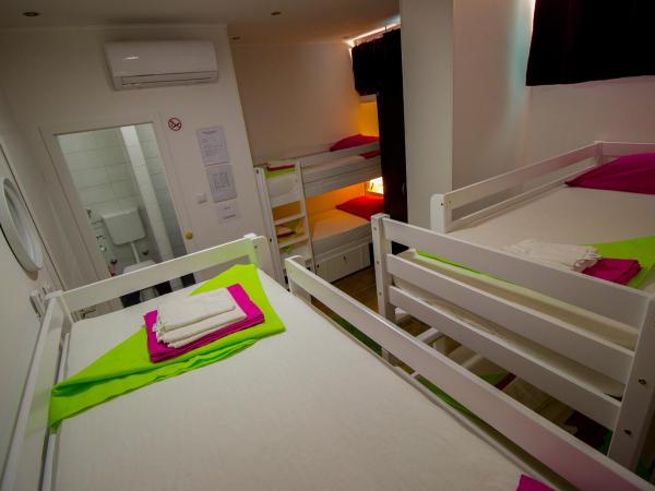 Dioklecijan delux : photo 2 de la chambre lit dans dortoir mixte de 6 lits