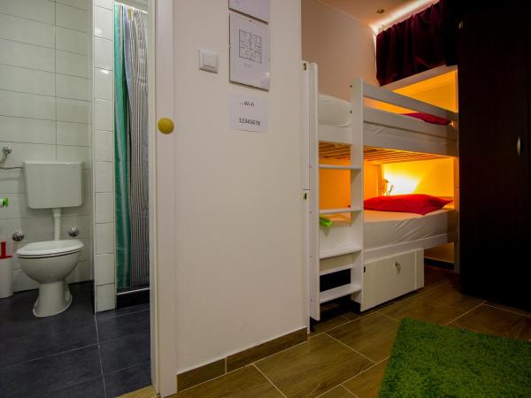 Dioklecijan delux : photo 1 de la chambre lit dans dortoir mixte de 6 lits