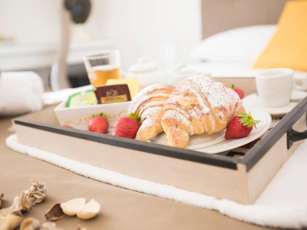 Preluna Central Palace : photo 6 de la chambre chambre double ou lits jumeaux deluxe avec balcon