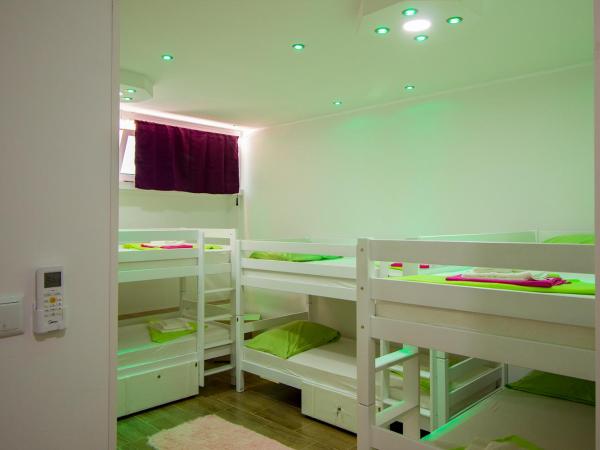 Dioklecijan delux : photo 1 de la chambre lit dans dortoir mixte de 8 lits 