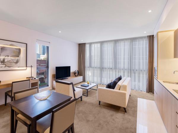 SKYE Hotel Suites Parramatta : photo 2 de la chambre studio 43