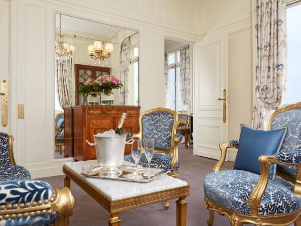 Hôtel Raphael : photo 4 de la chambre suite terrasse tour eiffel