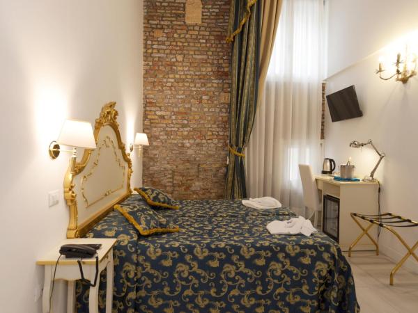 Al Mascaron Ridente : photo 4 de la chambre chambre double ou lits jumeaux supérieure