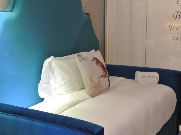 1 Day Car Hotel Station 18 : photo 5 de la chambre single room (1 person bed only)