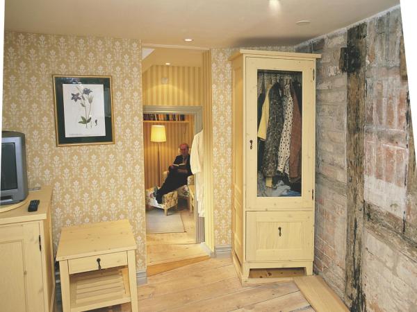 Best Western Hotel Royal : photo 7 de la chambre suite avec 2 lits simples