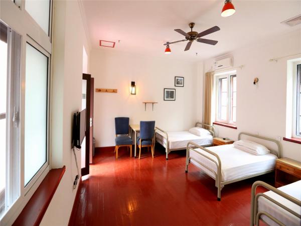 Wheat Youth Hostel Qingdao : photo 1 de la chambre chambre triple