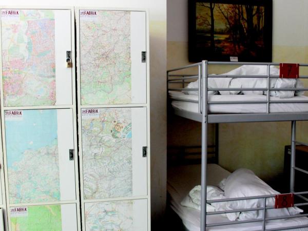 Die Fabrik - Hostel : photo 5 de la chambre lit dans dortoir mixte de 4 lits