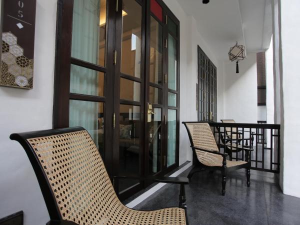 Thai Akara - Lanna Boutique Hotel -SHA Extra Plus : photo 7 de la chambre chambre double ou lits jumeaux de luxe avec accès piscine