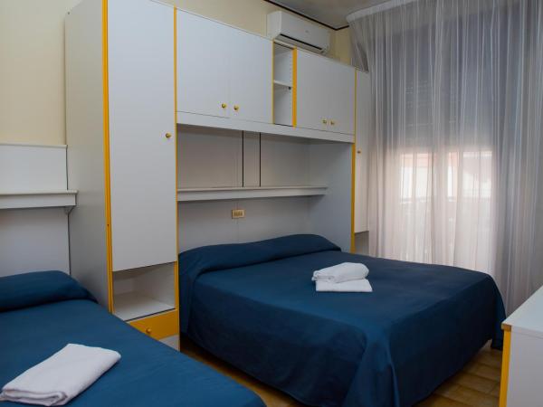 Hotel Malibran : photo 3 de la chambre chambre triple