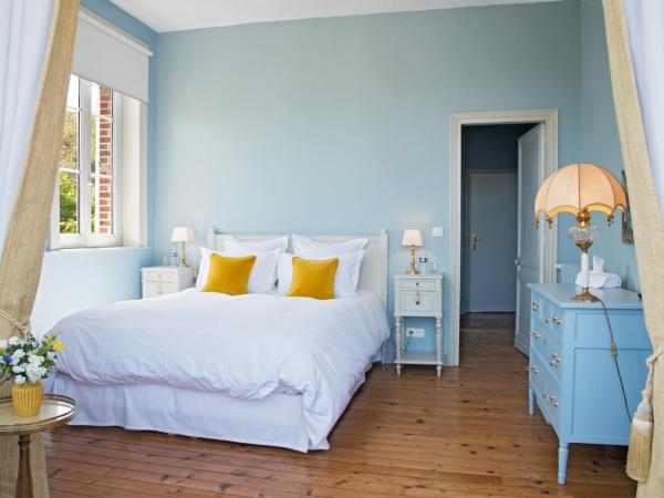 Castel De La Terrasse : photo 6 de la chambre chambre double deluxe - vue sur mer