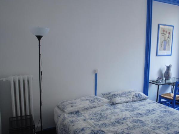 Olympia Hotel : photo 3 de la chambre chambre double ou lits jumeaux avec salle de bains