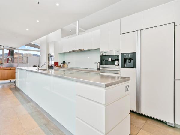 Sullivans Cove Apartments : photo 8 de la chambre appartement ixl 2 chambres de grand standing