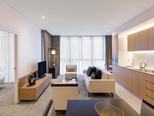 SKYE Hotel Suites Parramatta : photo 9 de la chambre chambre deux lits queen-size premier