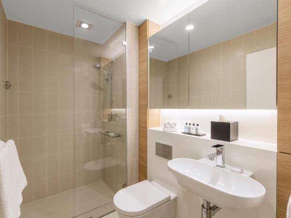 SKYE Hotel Suites Parramatta : photo 6 de la chambre suite deluxe 2 chambres