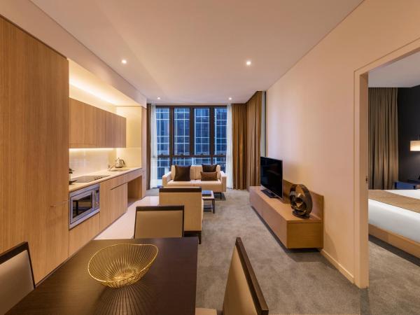 SKYE Hotel Suites Parramatta : photo 8 de la chambre suite deluxe 2 chambres