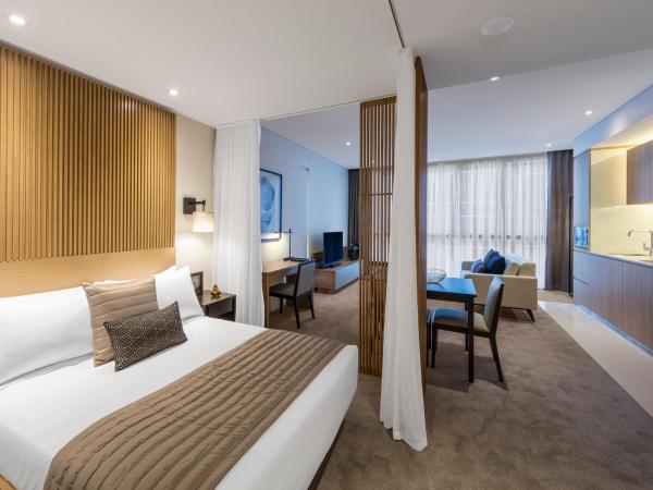 SKYE Hotel Suites Parramatta : photo 4 de la chambre studio 43