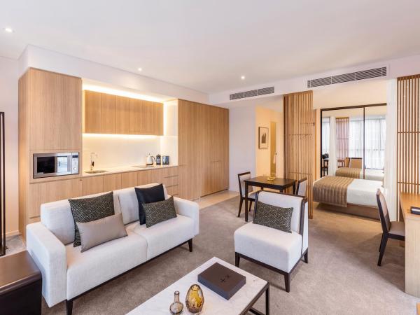 SKYE Hotel Suites Parramatta : photo 3 de la chambre studio 43