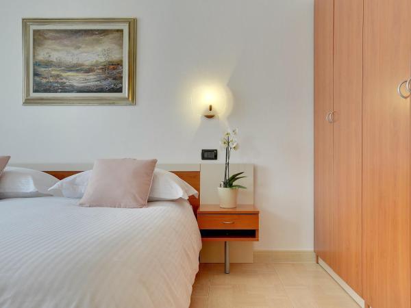 Villa NiNa B&B Rovinj : photo 7 de la chambre appartement 1 chambre avec balcon