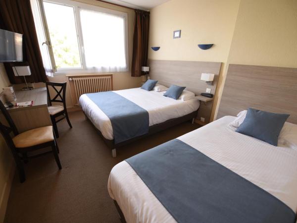 Hôtel Continental : photo 1 de la chambre chambre triple