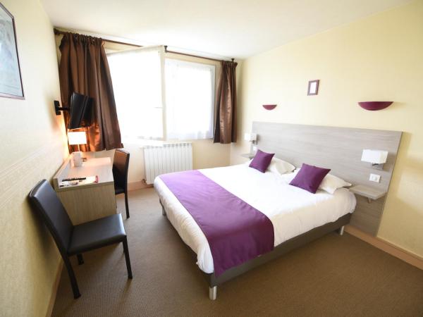 Hôtel Continental : photo 1 de la chambre chambre double classique avec baignoire