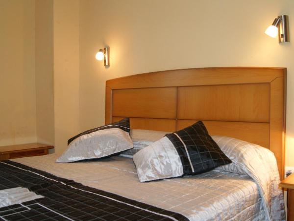 Casa Huésped Magdalena : photo 6 de la chambre chambre double Économique avec salle de bains privative