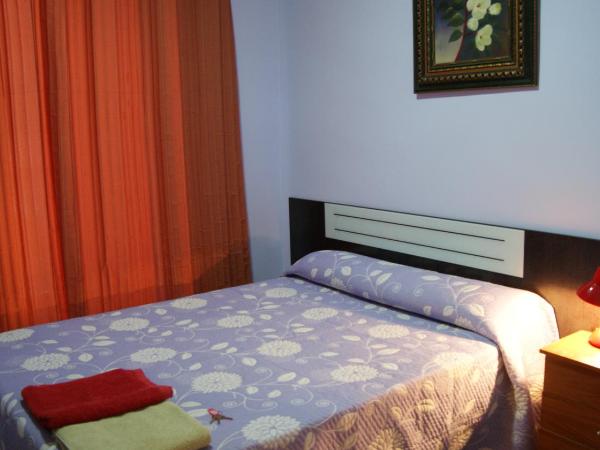 Casa Huésped Magdalena : photo 8 de la chambre chambre double avec salle de bains privative