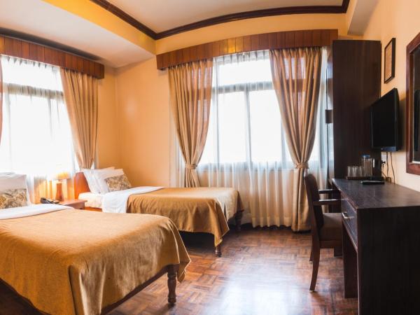 Hotel Excelsior : photo 4 de la chambre chambre double standard