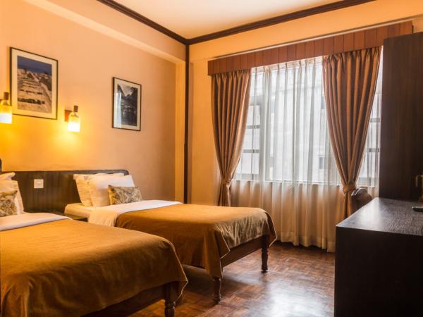 Hotel Excelsior : photo 1 de la chambre chambre triple deluxe